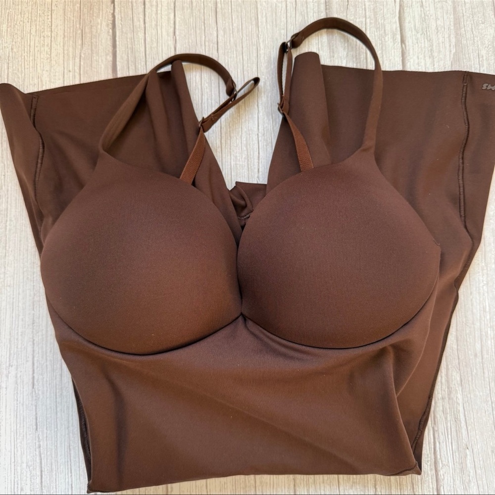 skims ultimate body butt enhancing bodysuit